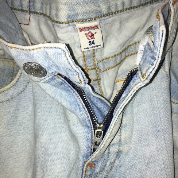 Men’s size 34 True Religion Ripped Jeans - Picture 4 of 7